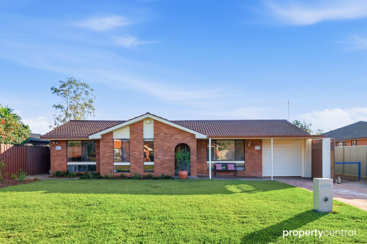 27 Grevillea Drive, St Clair, St Clair - Thumbnail 2