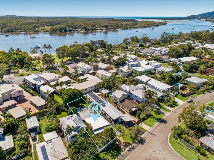 14 Laburnum Crescent, Noosaville - Image 1