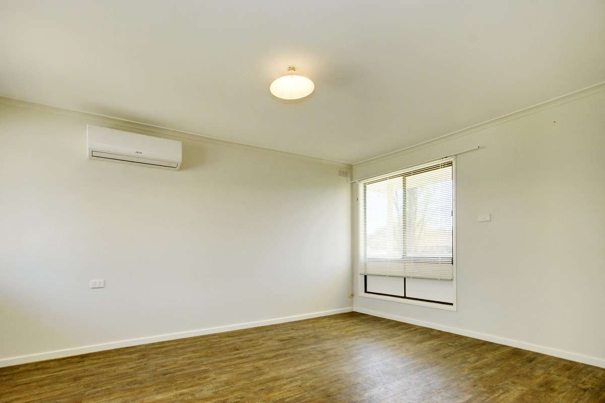 6 Ballantyne Crescent, Deniliquin - Thumbnail 4