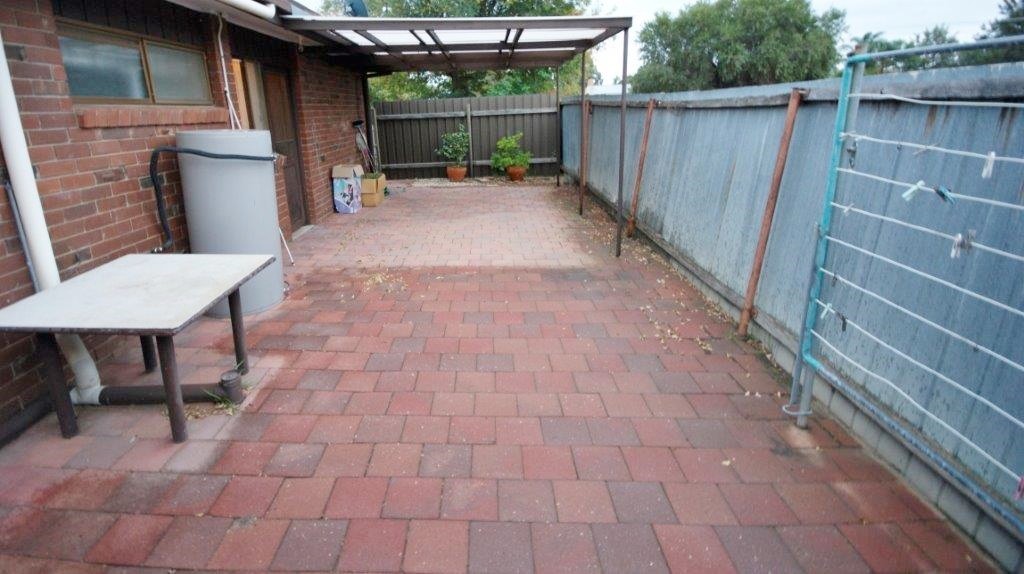 1/80 Russell St, Deniliquin - Thumbnail 7