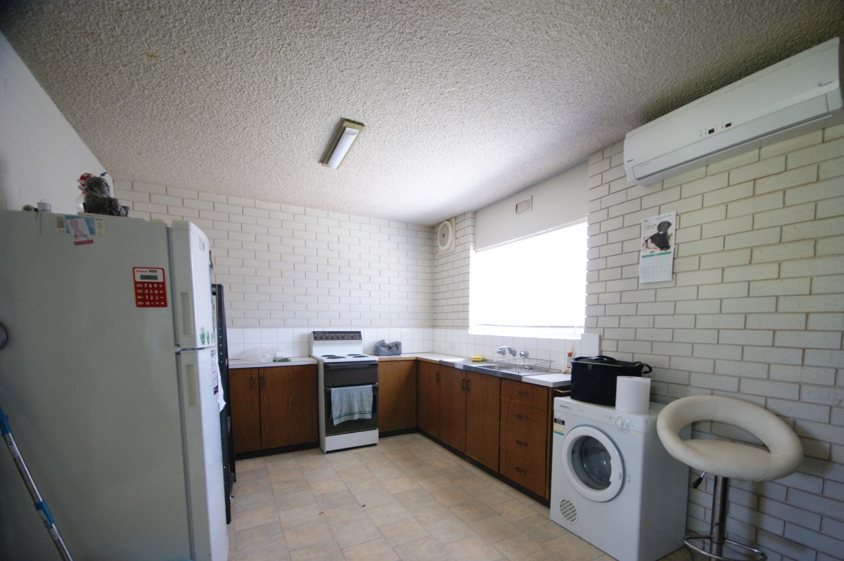 2/399 George Street, Deniliquin - Thumbnail 3