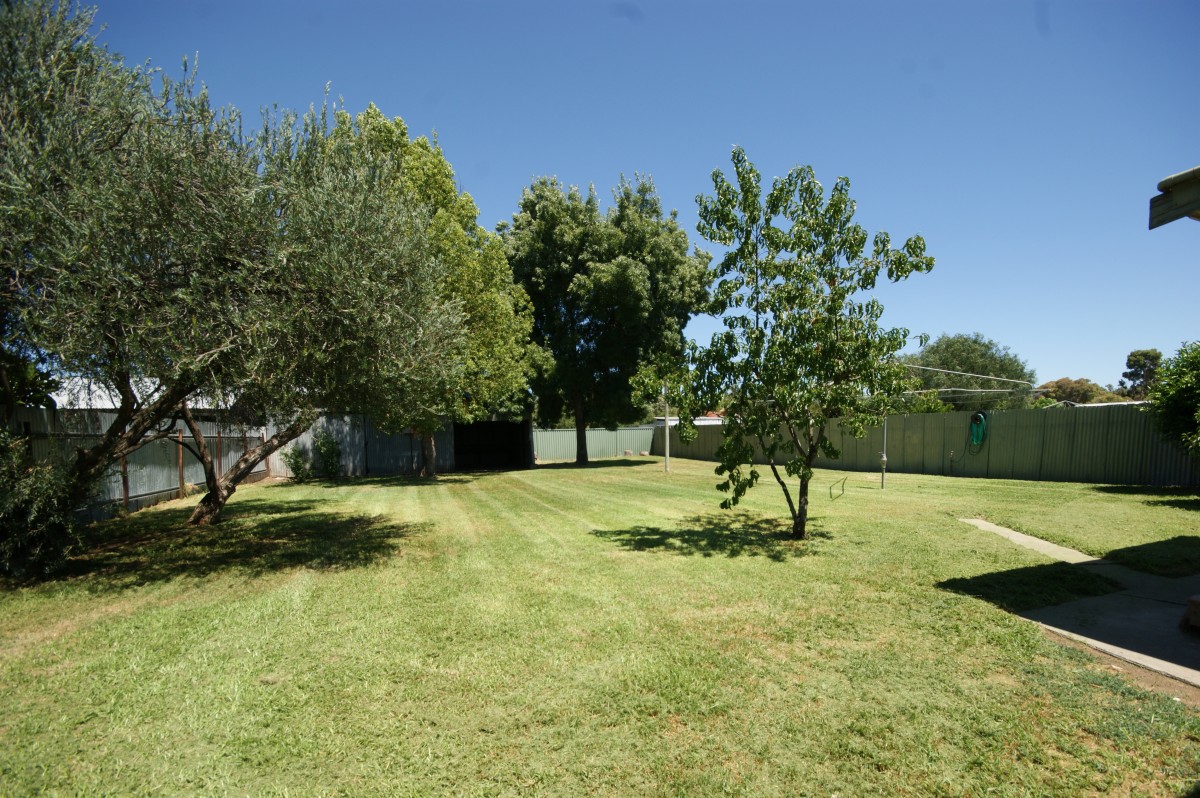 252 Finley Road, Deniliquin - Thumbnail 8