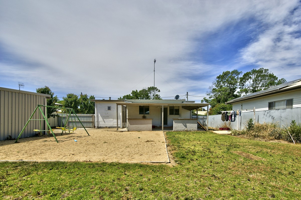 406 Campbell Crescent, Deniliquin - Thumbnail 7