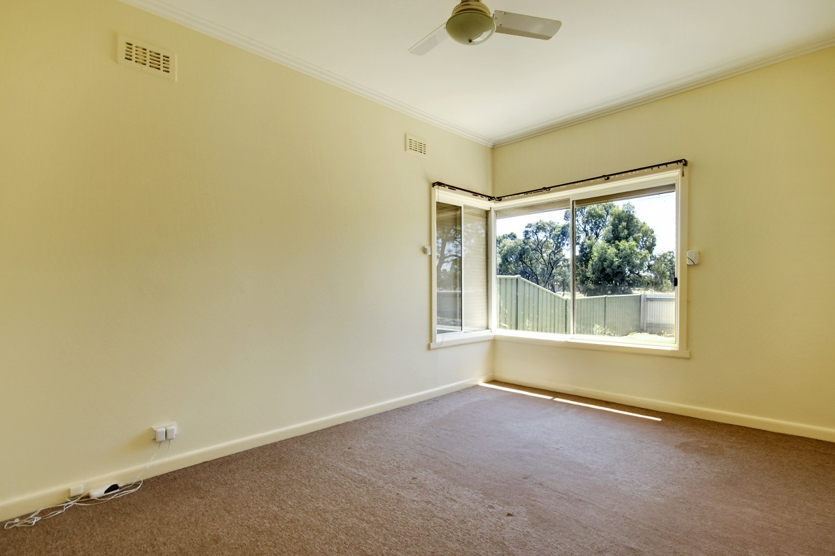 320 Fitzroy St, Deniliquin - Thumbnail 5