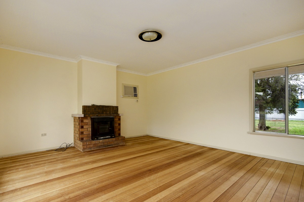 283 Finley Road, Deniliquin - Thumbnail 4