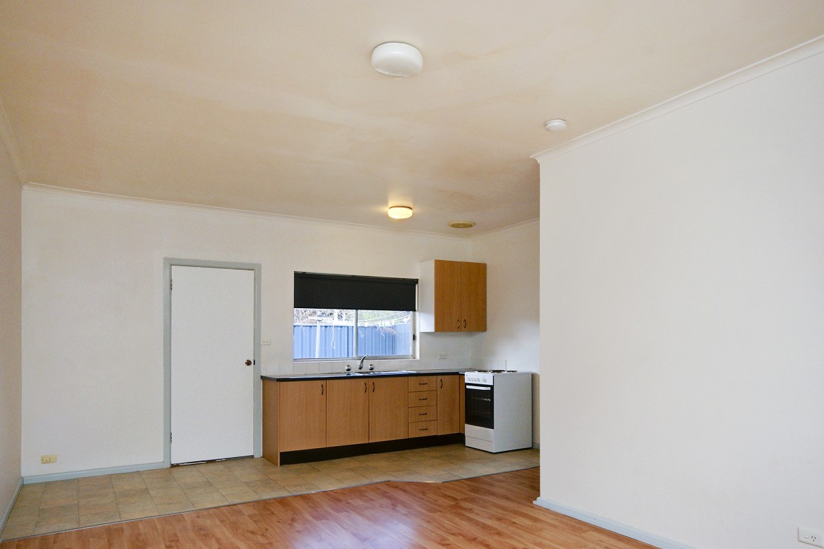 8/334-336 Henry Street, Deniliquin - Thumbnail 3