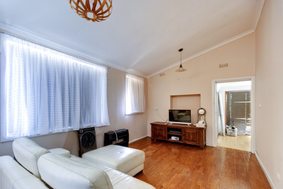 303 Wood St, Deniliquin - Thumbnail 3