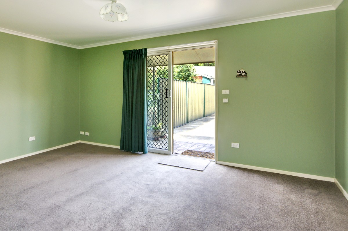 2/427 Harfleur St, Deniliquin - Thumbnail 3