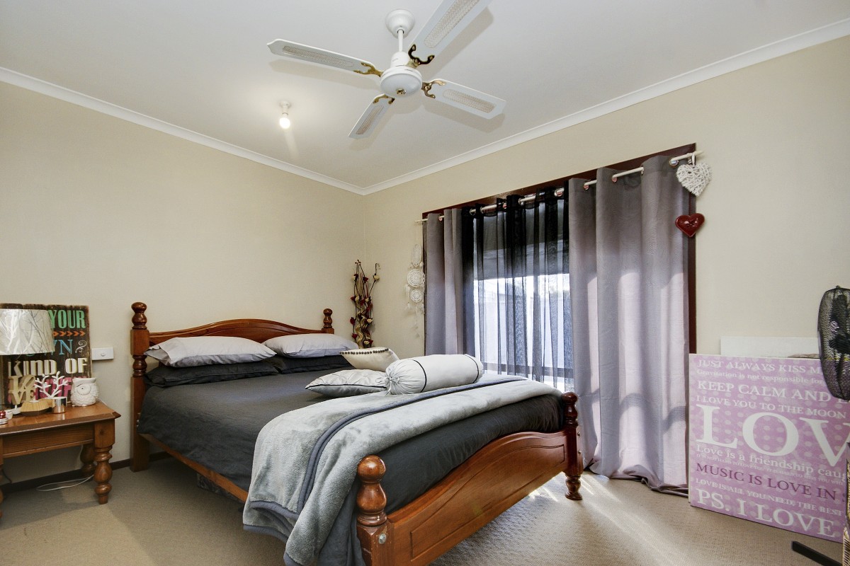 4 & 5/115 Fowler Street, Deniliquin - Thumbnail 4