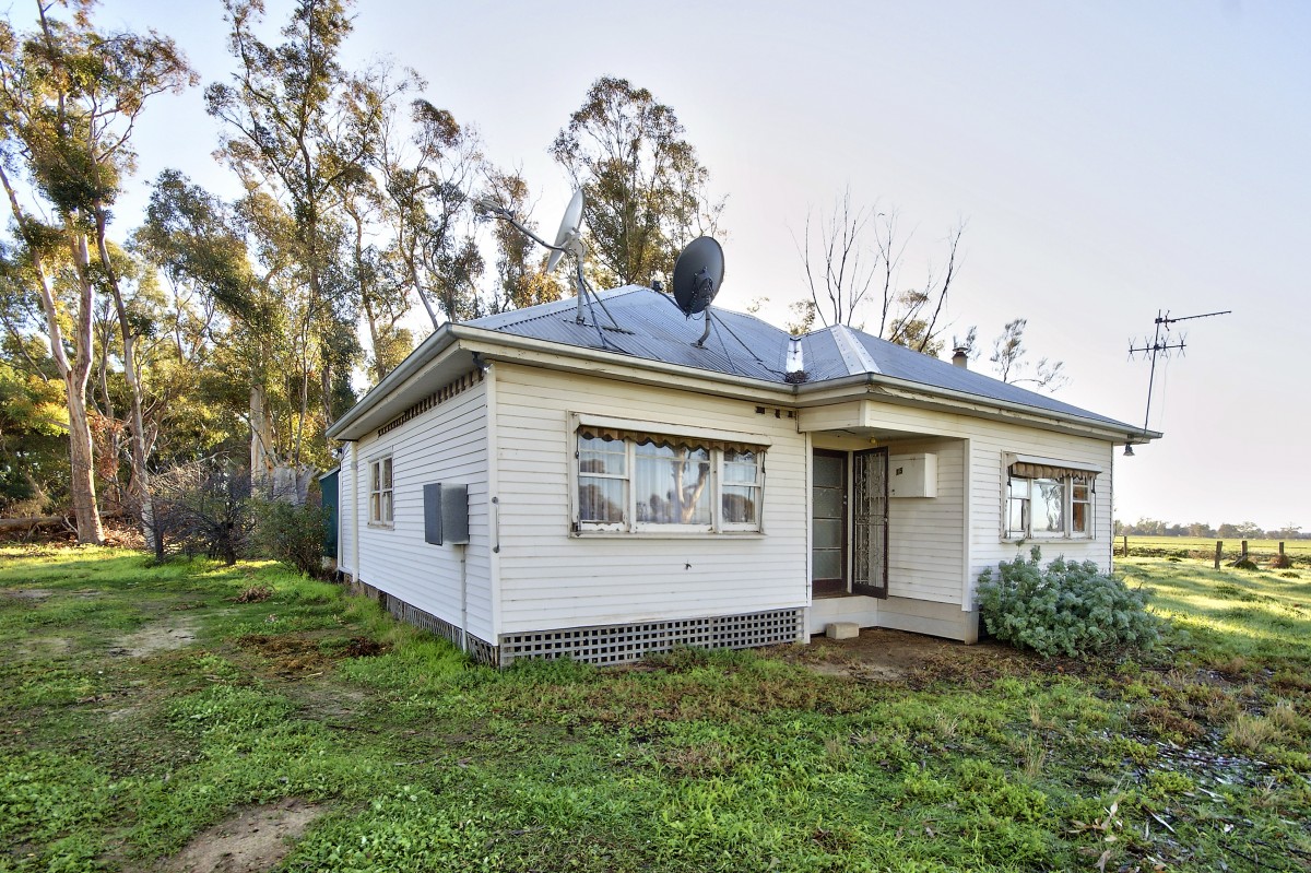 6 Campbells Rd, Mayrung - Image 1