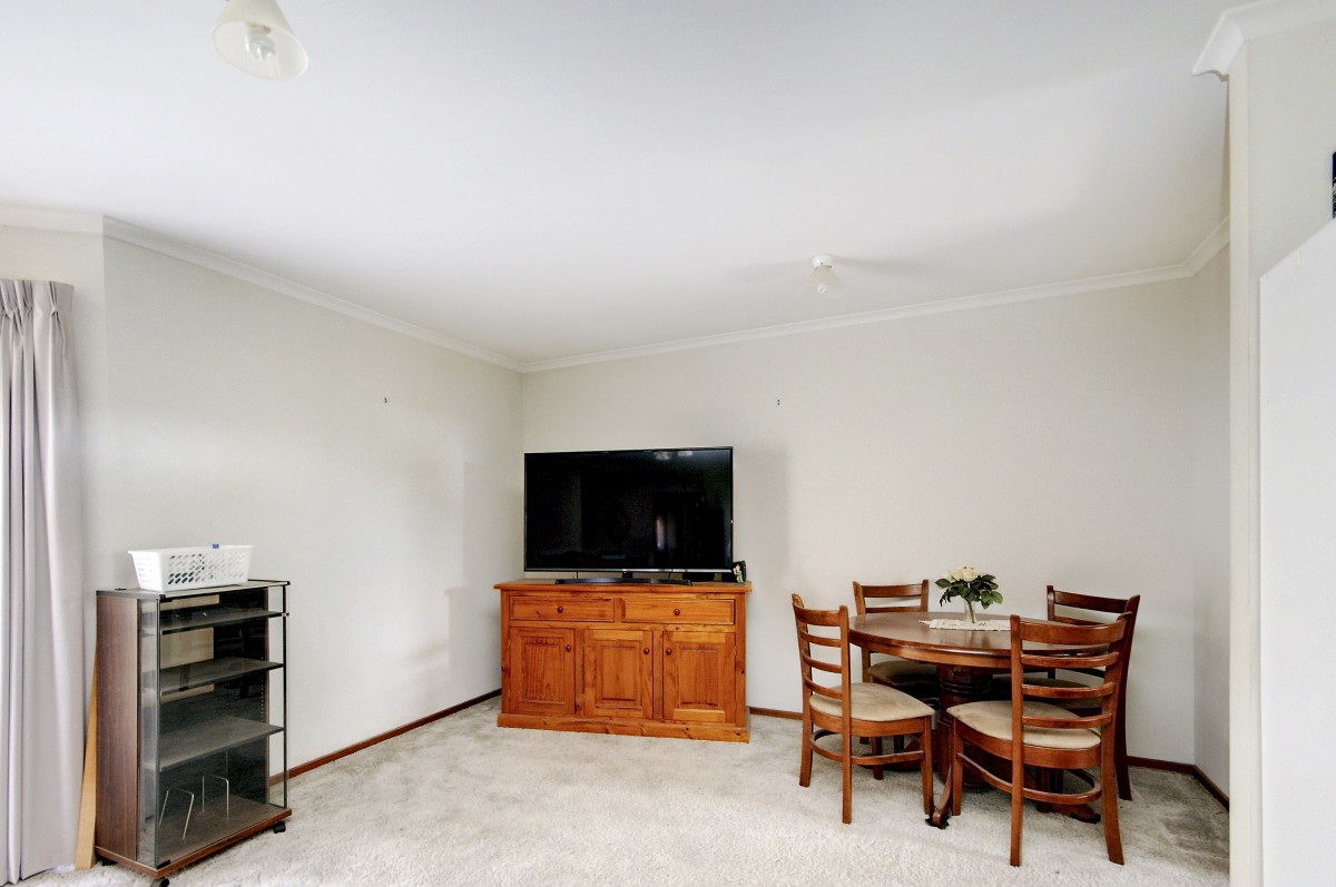 5/427 Wood St, Deniliquin - Thumbnail 3