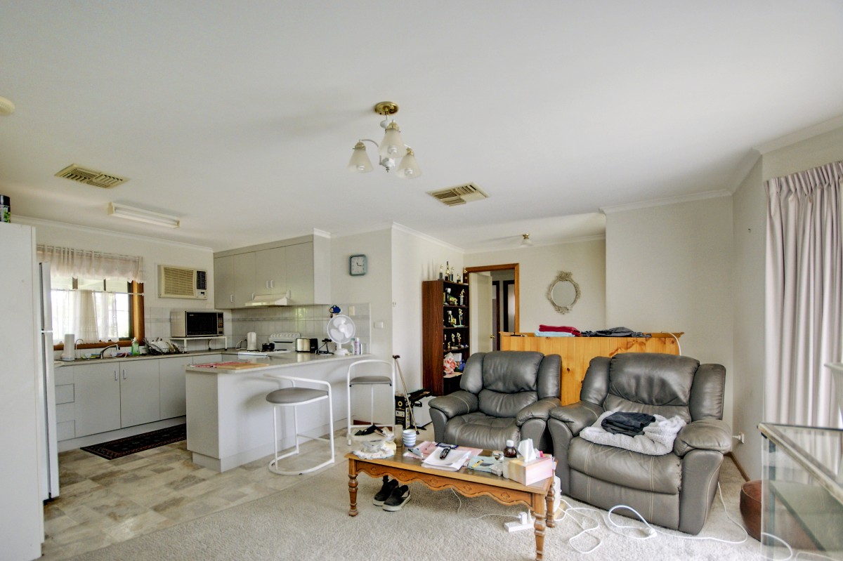 5/427 Wood St, Deniliquin - Thumbnail 4