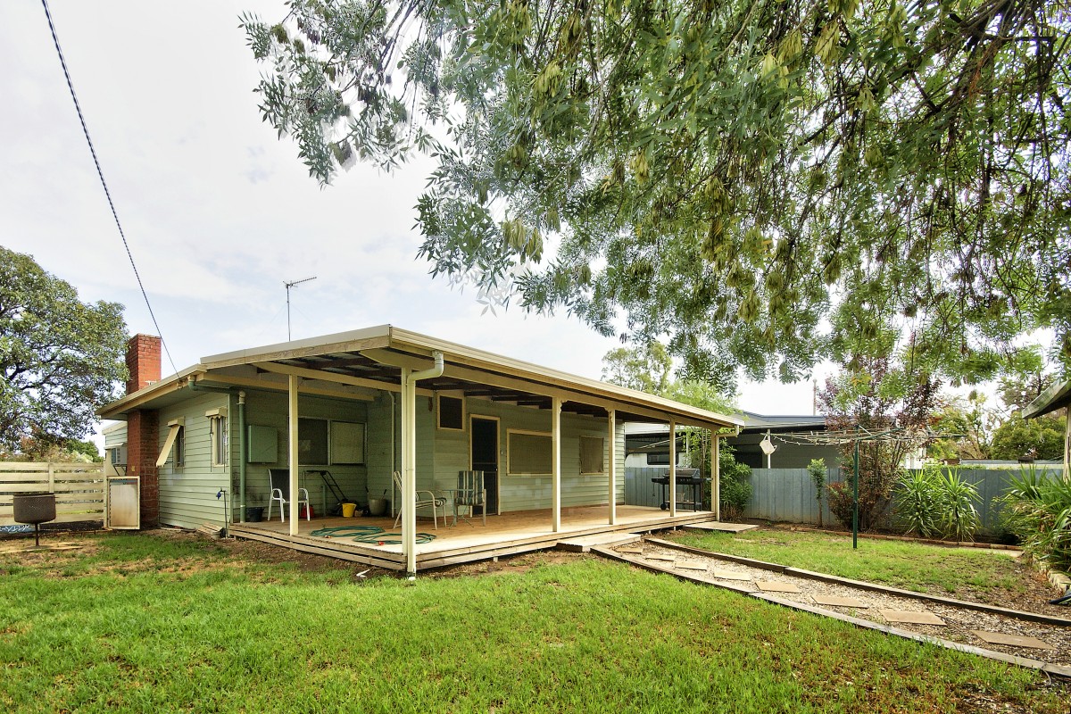 108 Butler Street, Deniliquin - Thumbnail 3