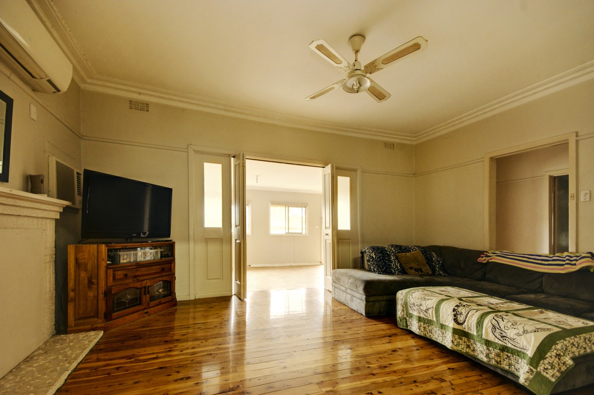 108 Butler Street, Deniliquin - Thumbnail 5