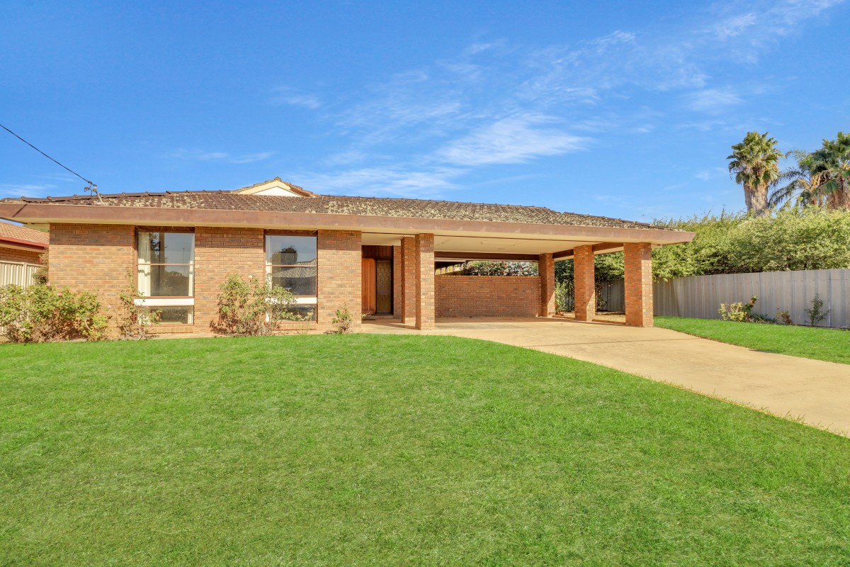 13 Watson Crt, Deniliquin - Thumbnail 2