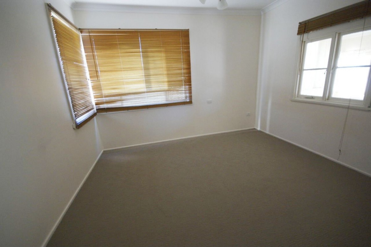435 Henry Street, Deniliquin - Thumbnail 5