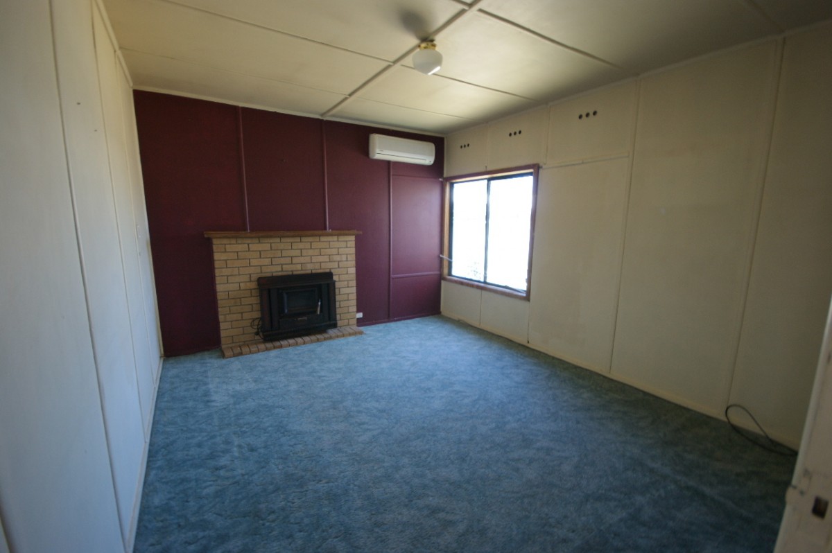 47 Butler St, Deniliquin - Thumbnail 3