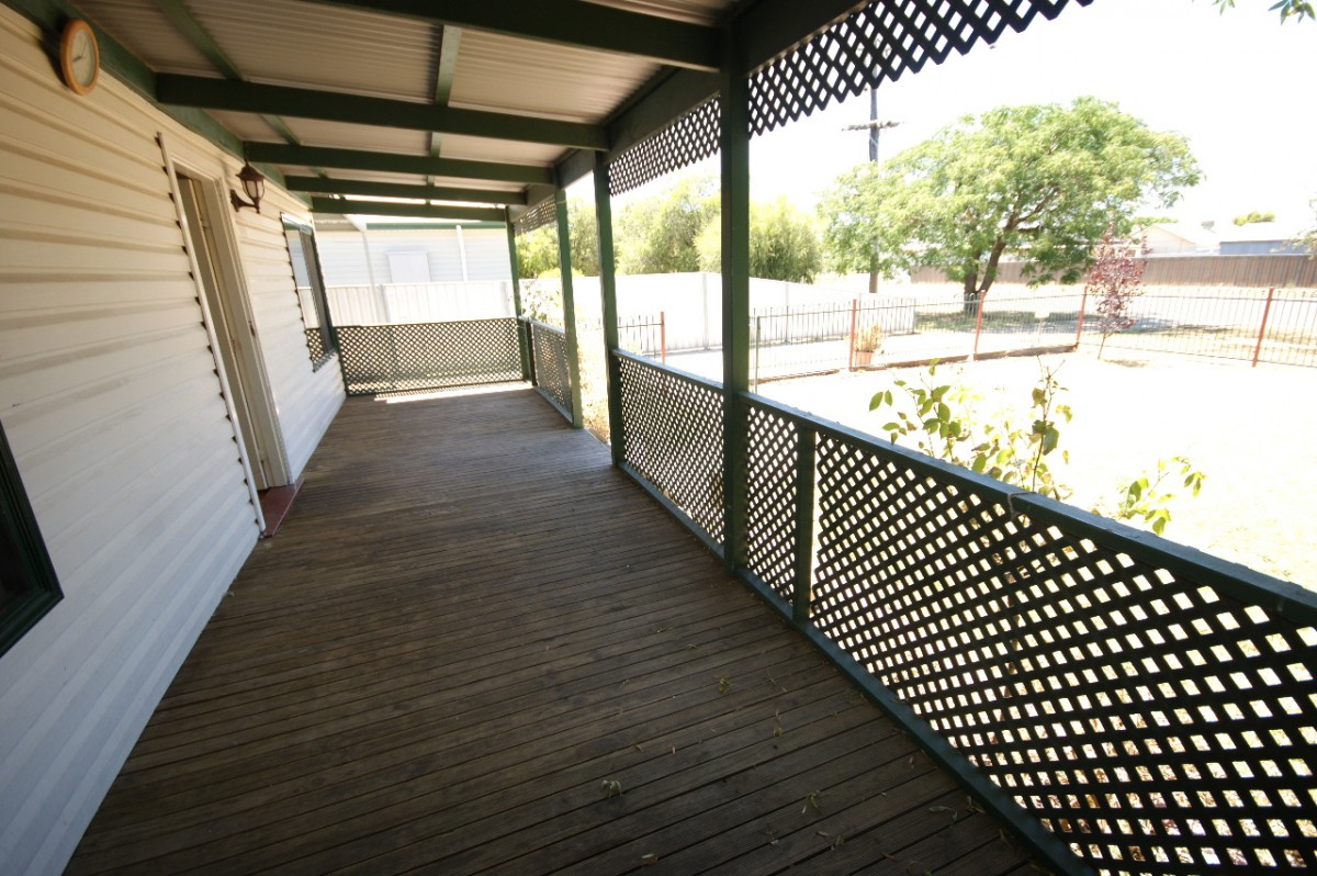 47 Butler St, Deniliquin - Thumbnail 8