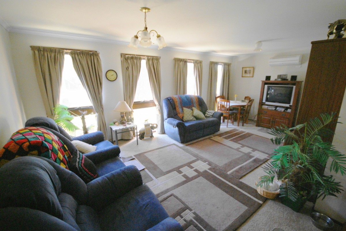 4 Johnston Cres, Deniliquin - Thumbnail 4