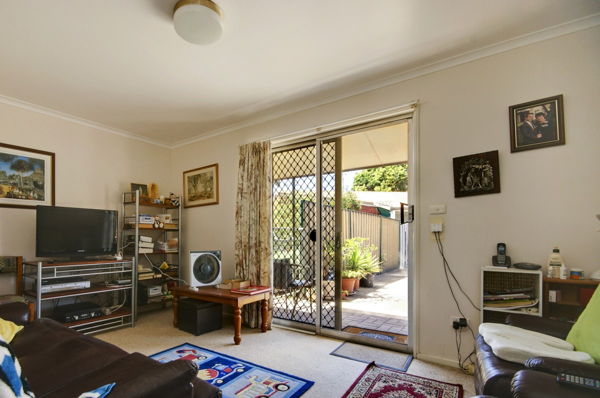 2/427 Harfleur Street, Deniliquin - Thumbnail 4