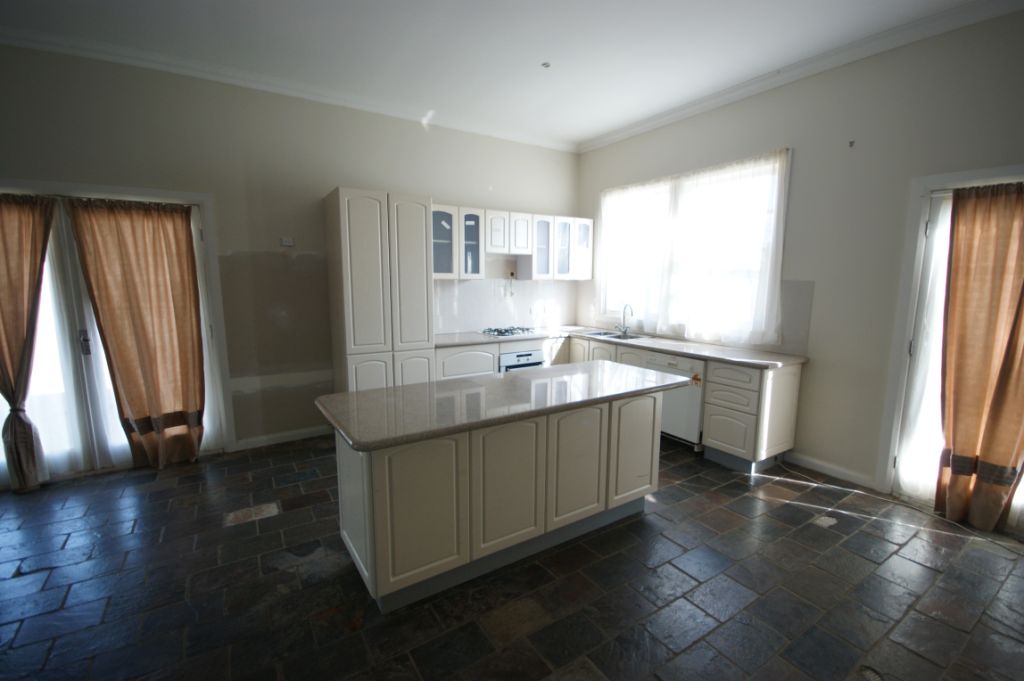 276 Harfleur St, Deniliquin - Thumbnail 3