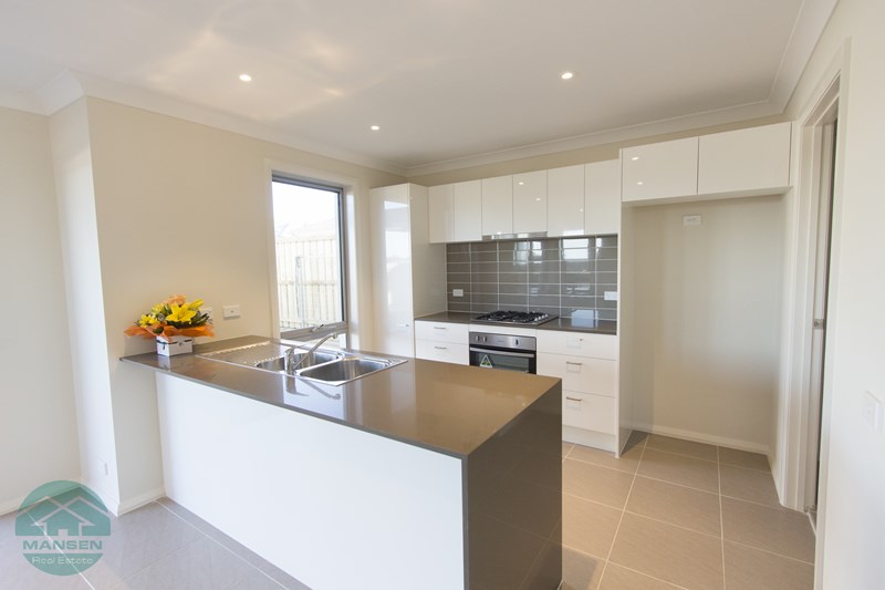 74 Mary Ann Drive, Glenfield - Thumbnail 6