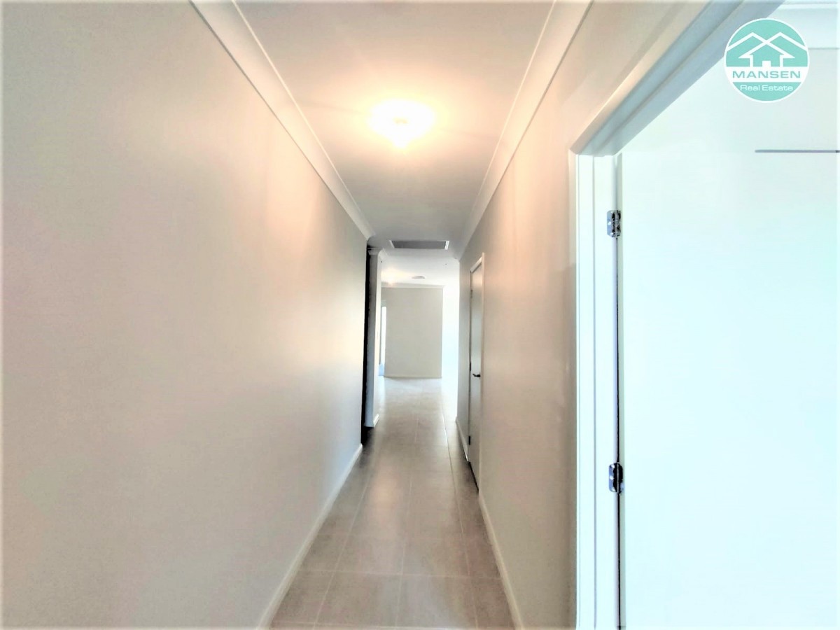 41 Farview Drive, Denham Court - Thumbnail 3
