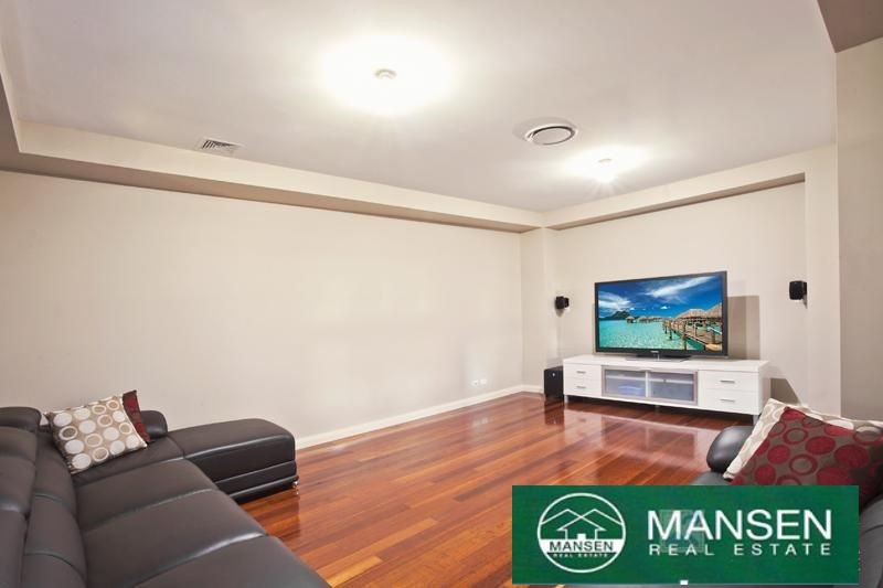 2 McCombe Avenue, Rouse Hill - Thumbnail 4