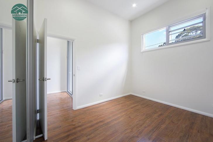 2/1 Stoddard Street, Roselands - Thumbnail 4