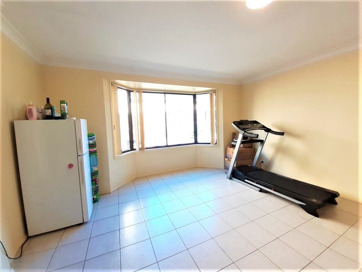 12 Narooma Drive, Prestons - Thumbnail 5