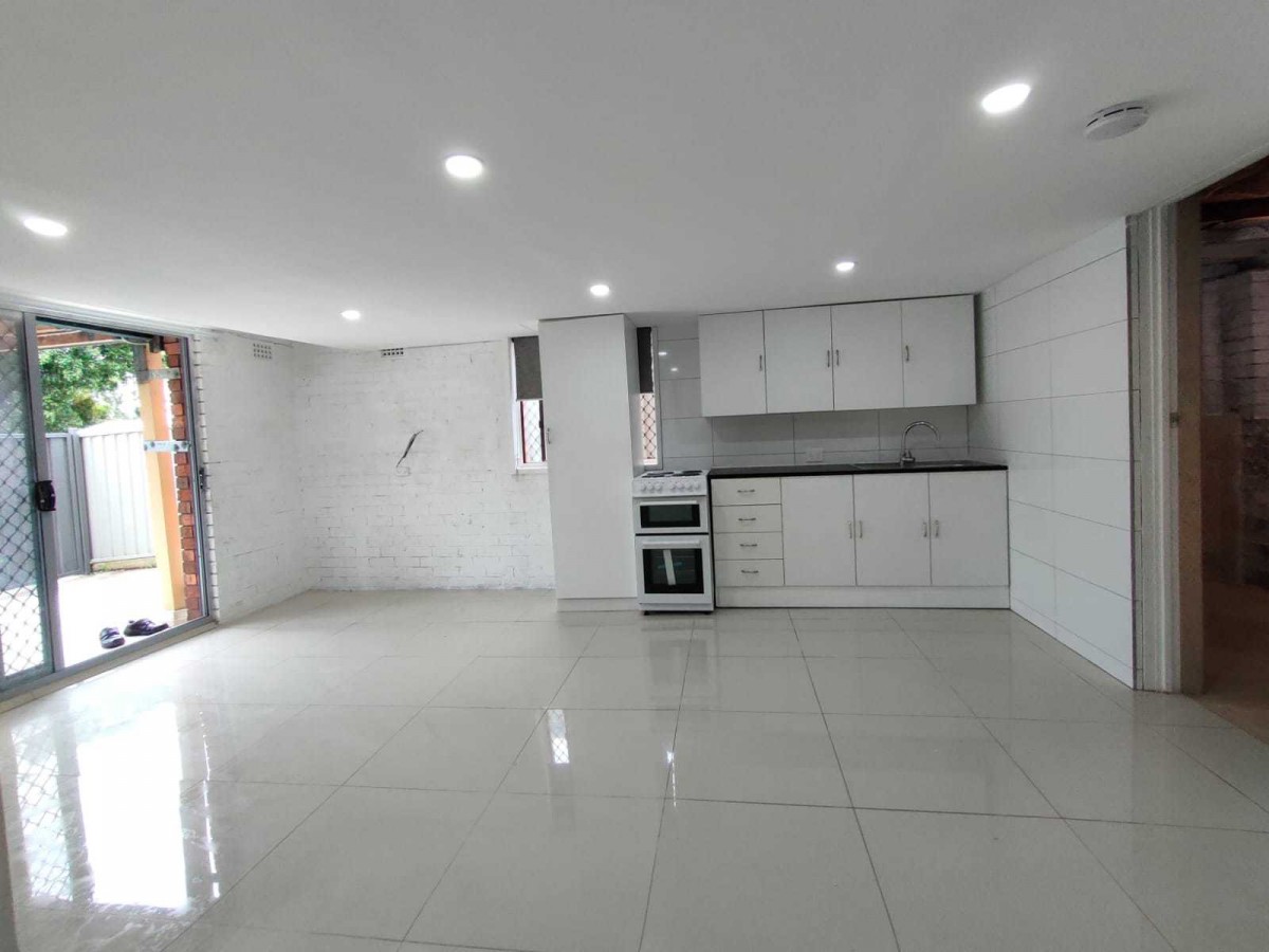 34 Parkhill Avenue, Leumeah - Thumbnail 3