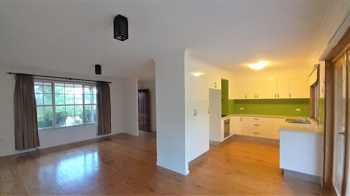 14 Elbrus street, Seven Hills - Thumbnail 3