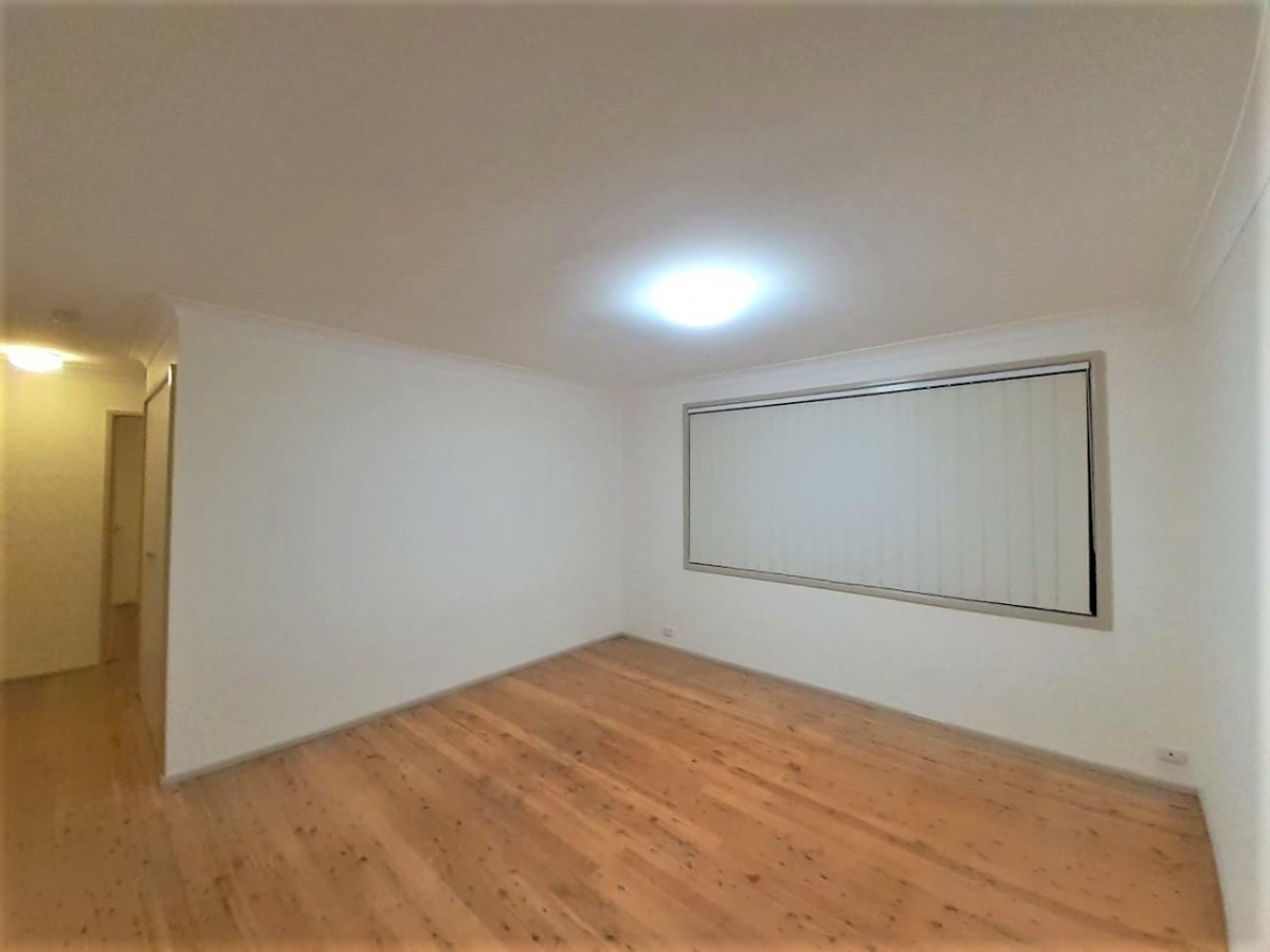 6 Hall Place, Minto - Thumbnail 4