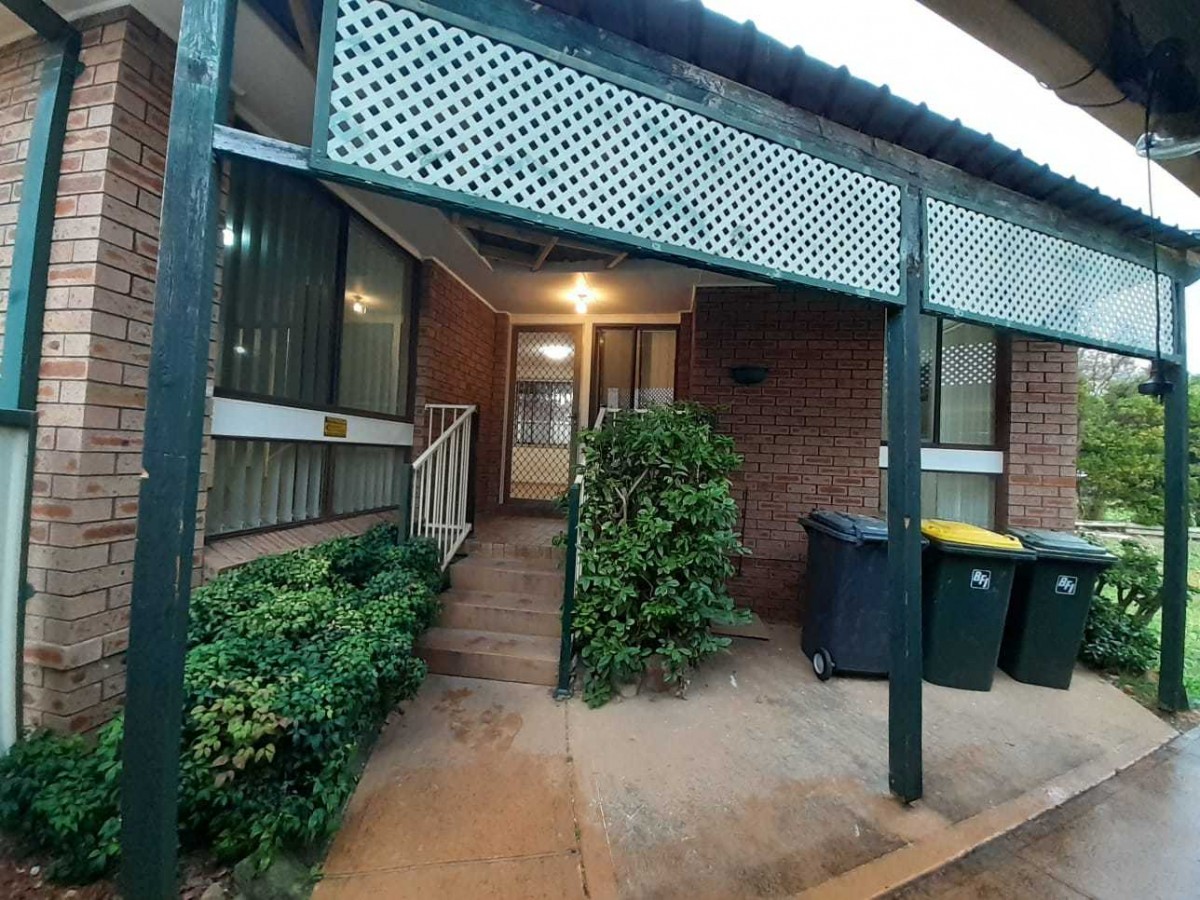 6 Hall Place, Minto - Thumbnail 3