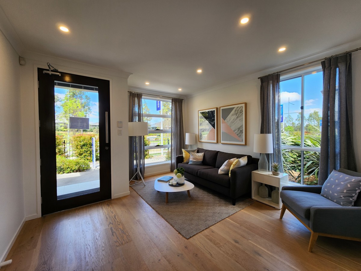 28 Webber loop, Oran Park - Thumbnail 3