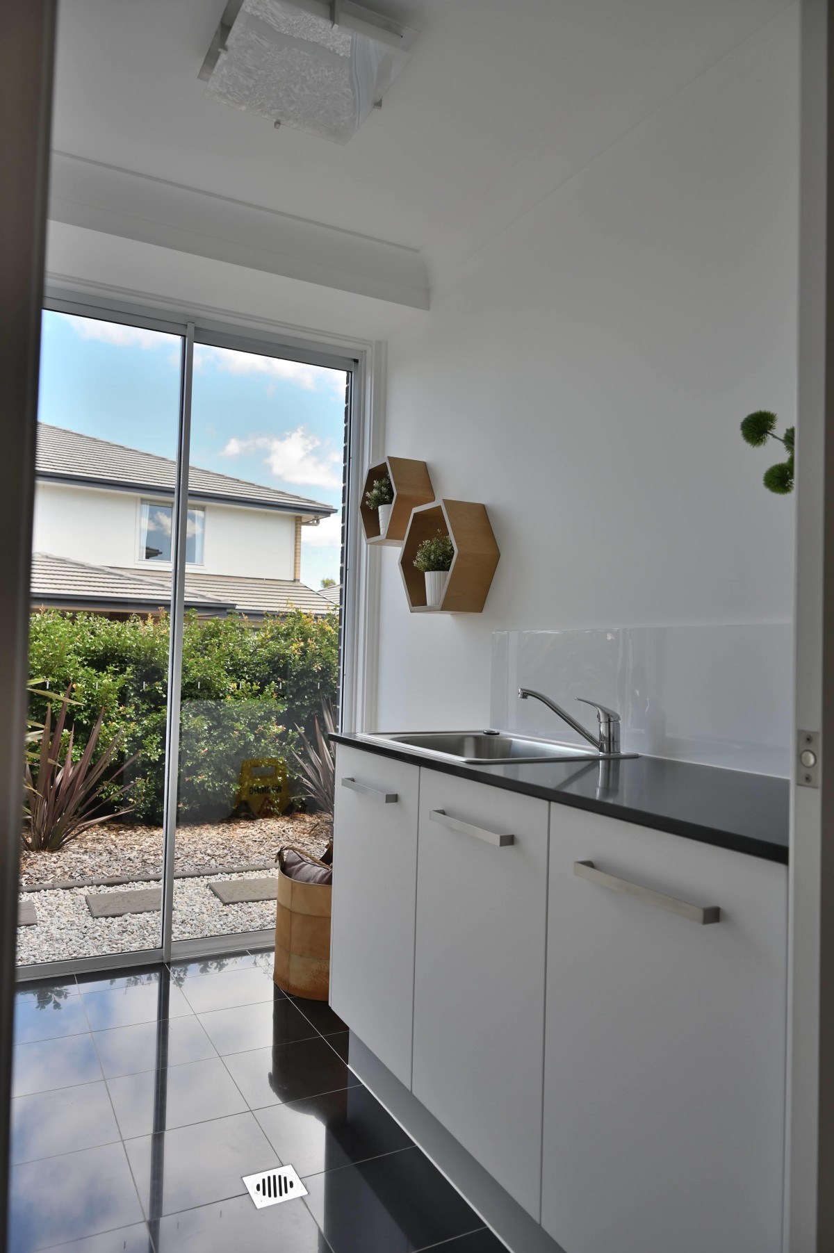 28 Webber loop, Oran Park - Thumbnail 7