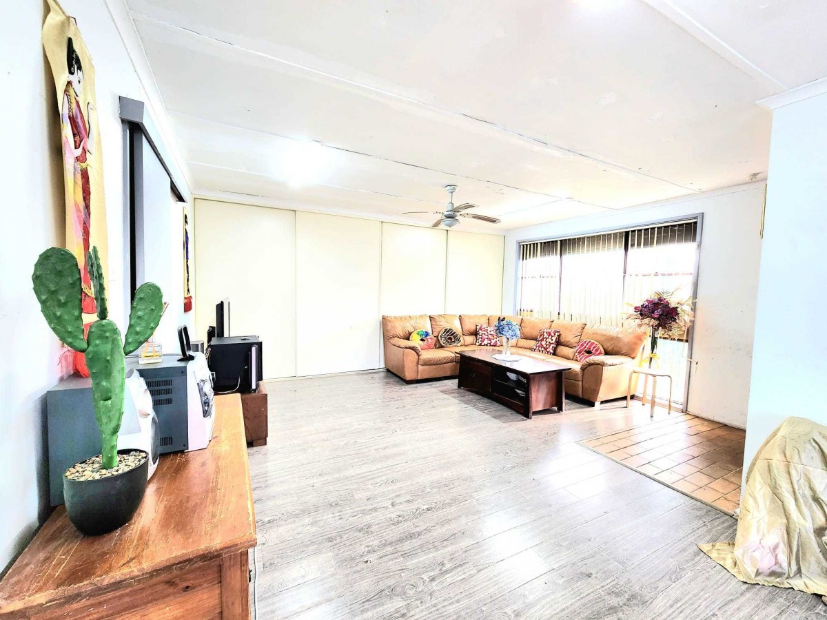 253 Copperfield drive, Rosemeadow - Thumbnail 3