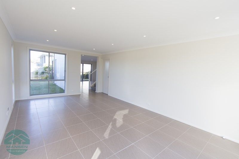 74 Mary Ann Drive, Glenfield - Thumbnail 3