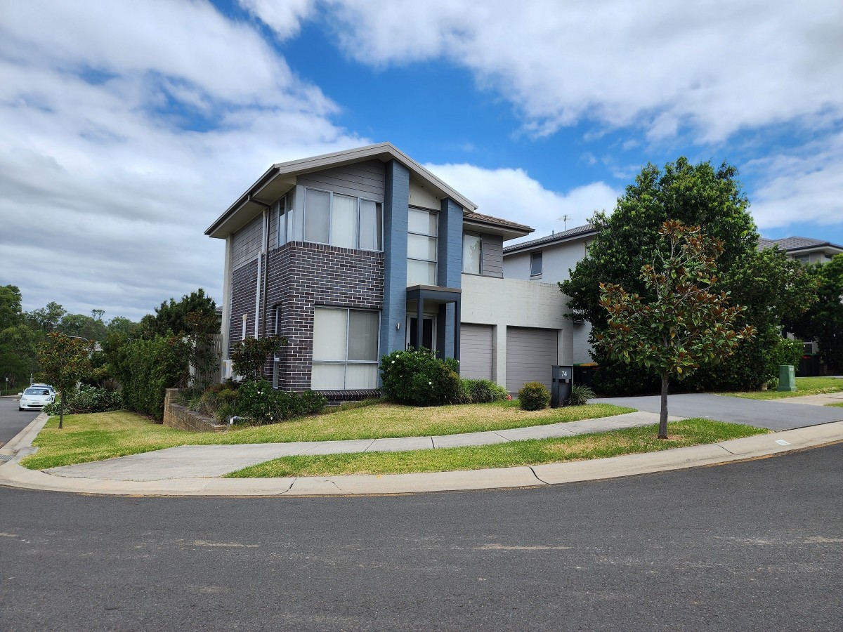 74 Mary Ann Drive, Glenfield - Thumbnail 2