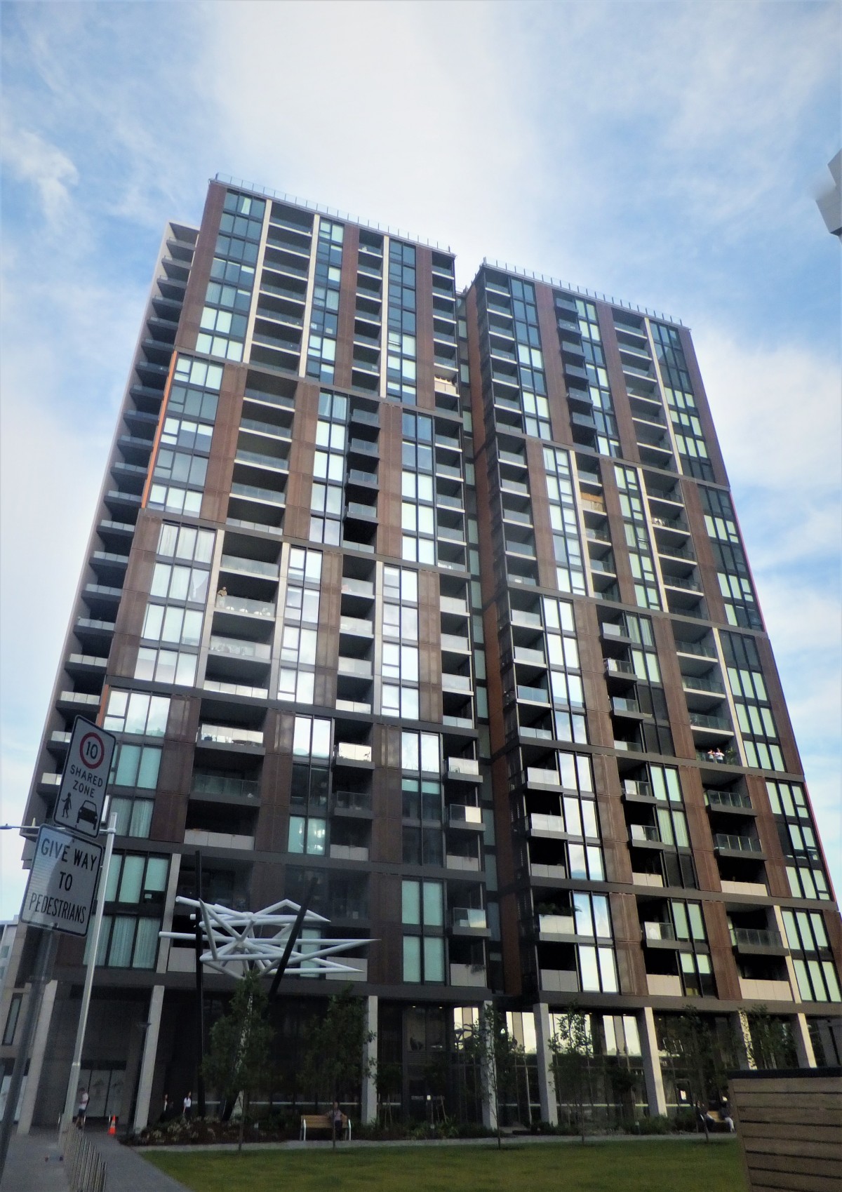 A1406 1-5 NETWORK PLACE, North Ryde - Thumbnail 2