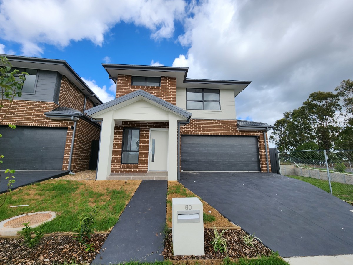 80 Poziers road, Edmondson Park - Thumbnail 2