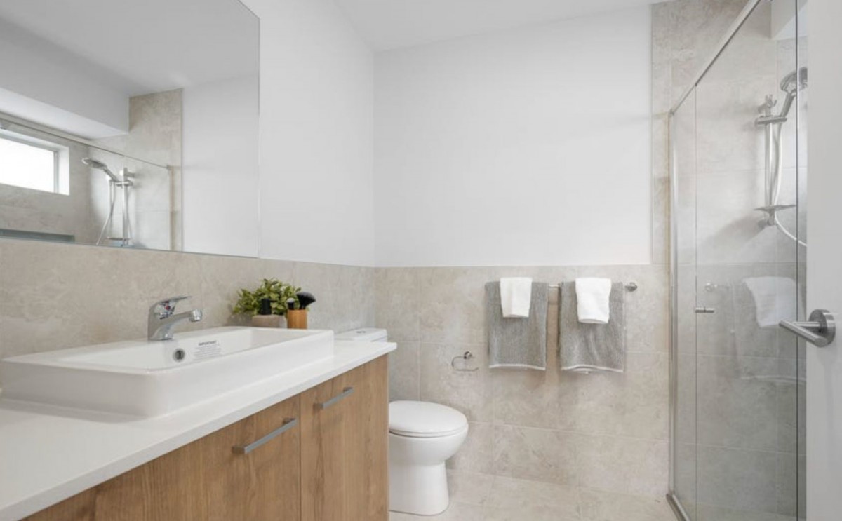 17 Bushel Approach, Gilead - Image 1