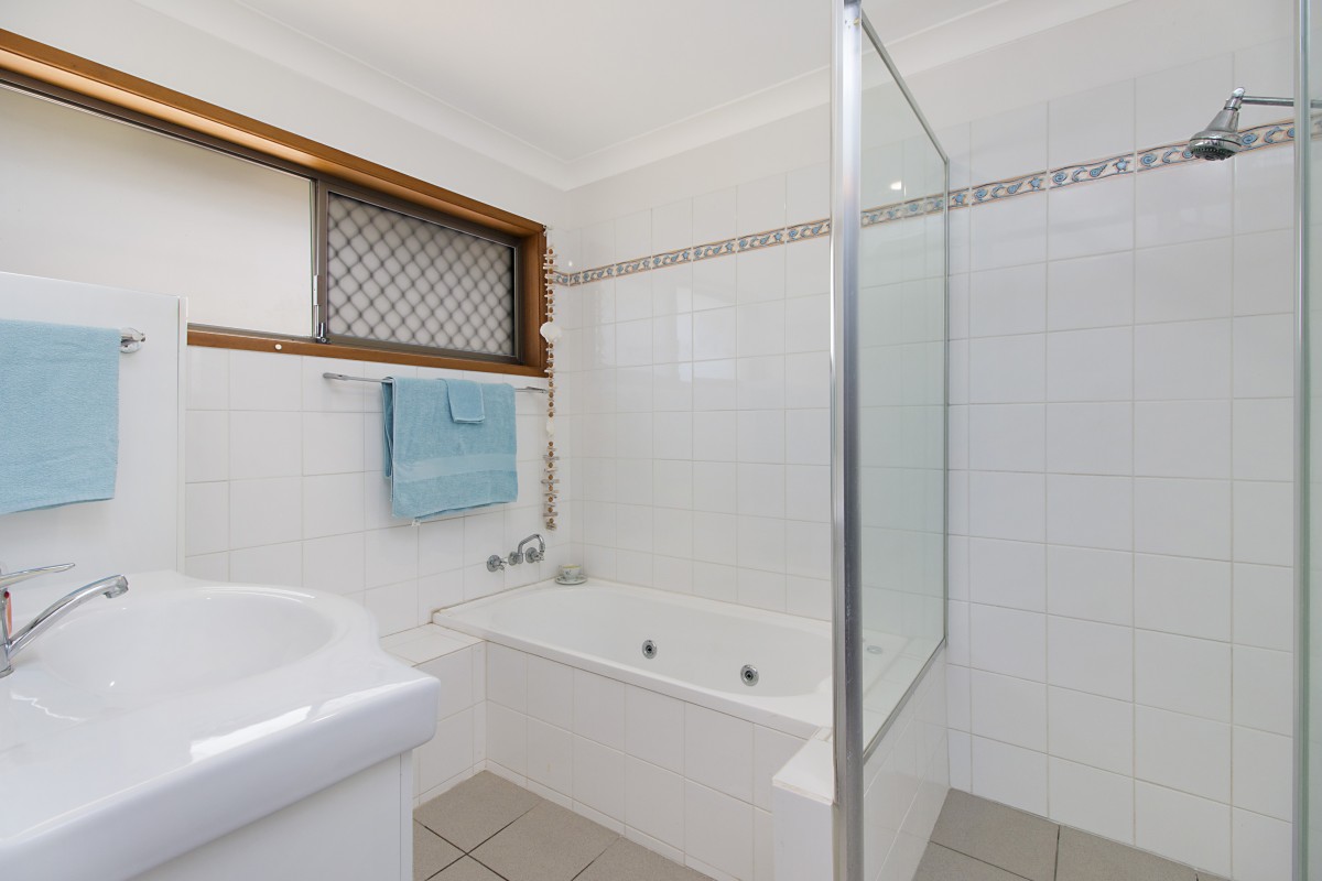 30 Riviera Ave, Tweed Heads West, Tweed Heads West - Thumbnail 8