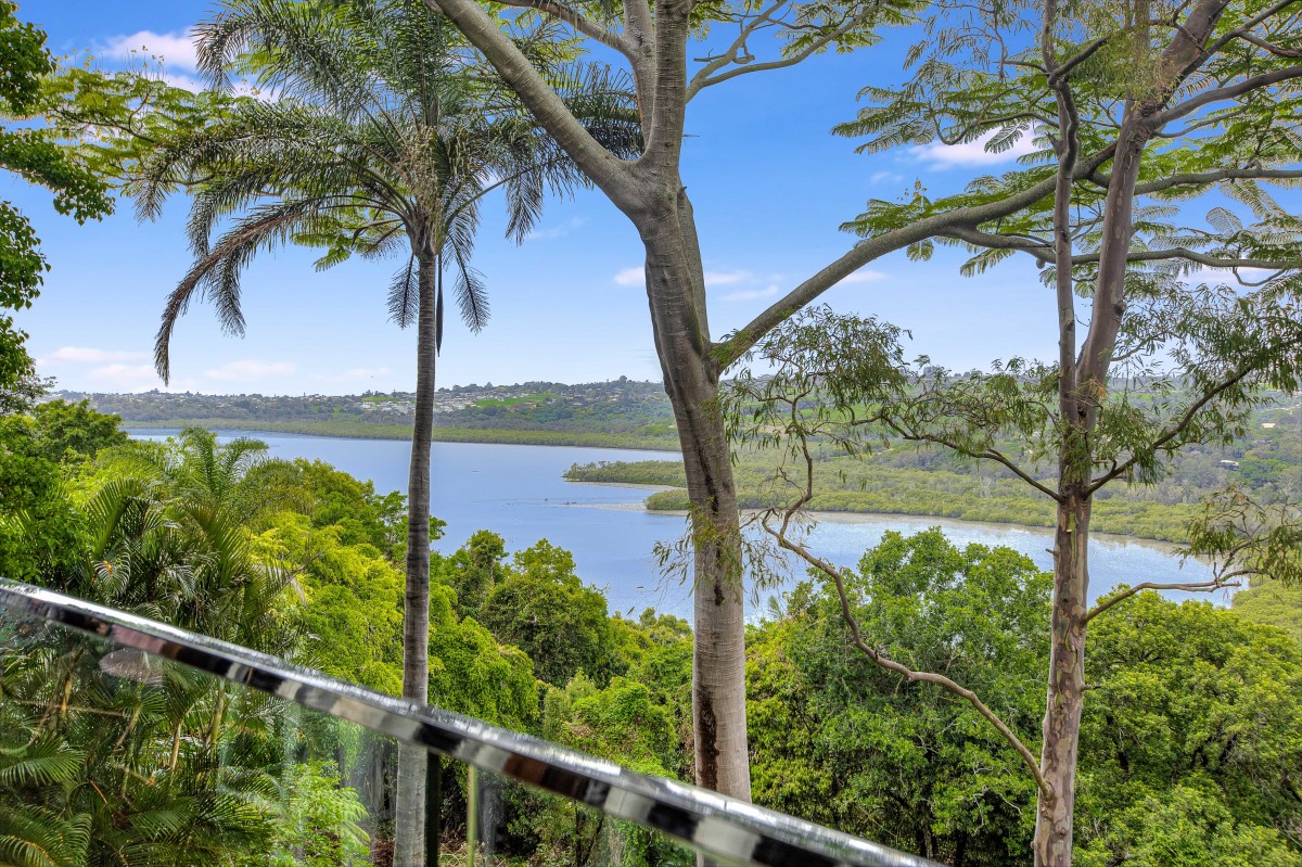 23 Broadwater Esplanade, Bilambil Heights, Bilambil Heights - Thumbnail 3