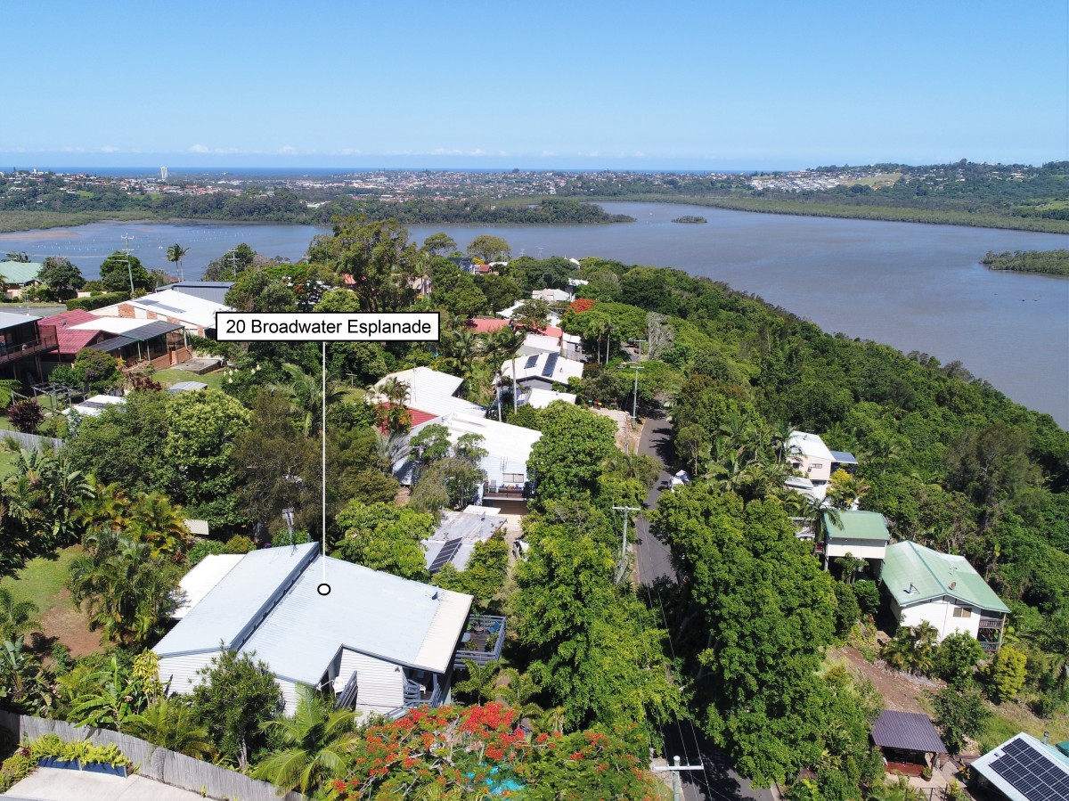 20 Broadwater Esplanade, Bilambil Heights, Bilambil Heights - Thumbnail 3