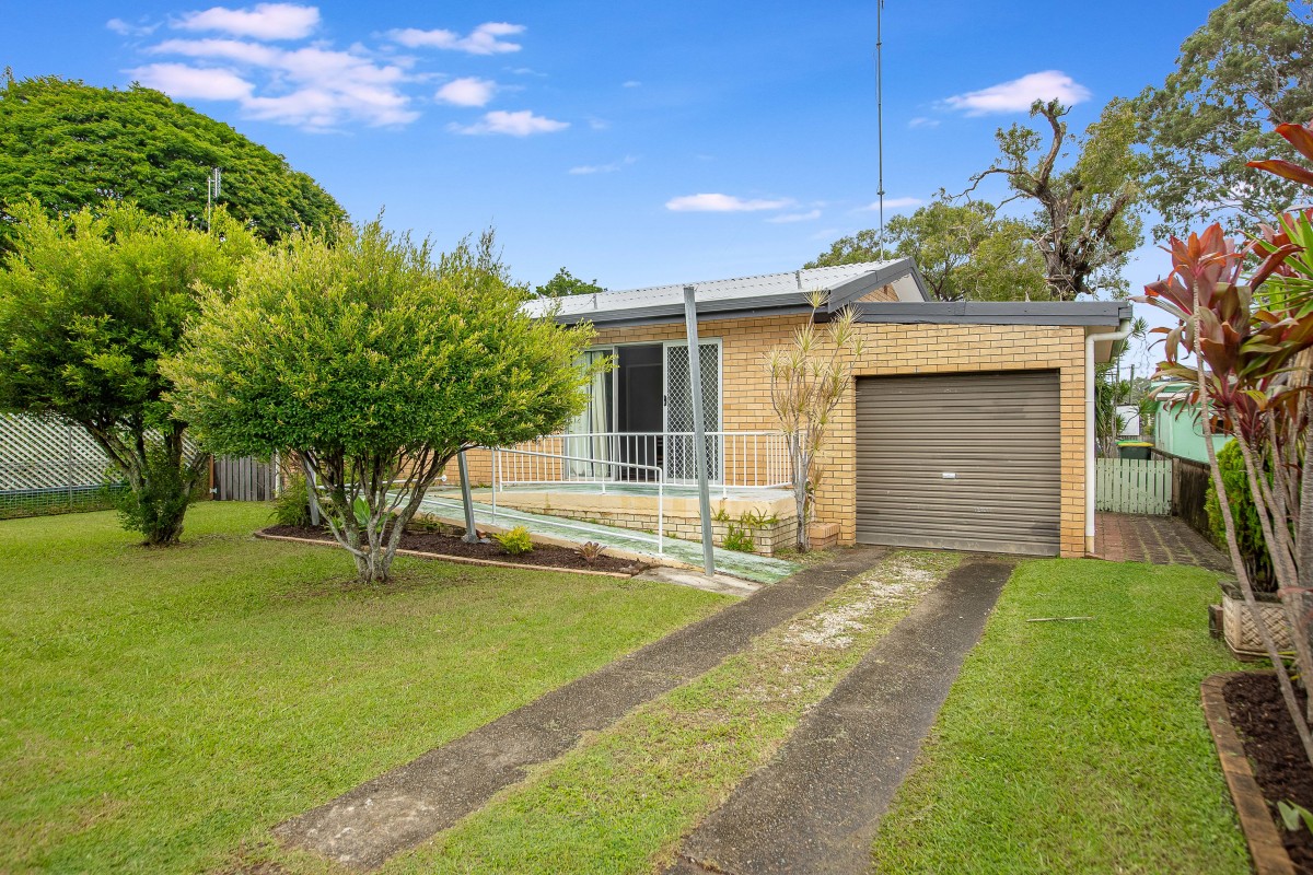 21 Sunshine Avenue, Tweed Heads South, Tweed Heads South - Thumbnail 3