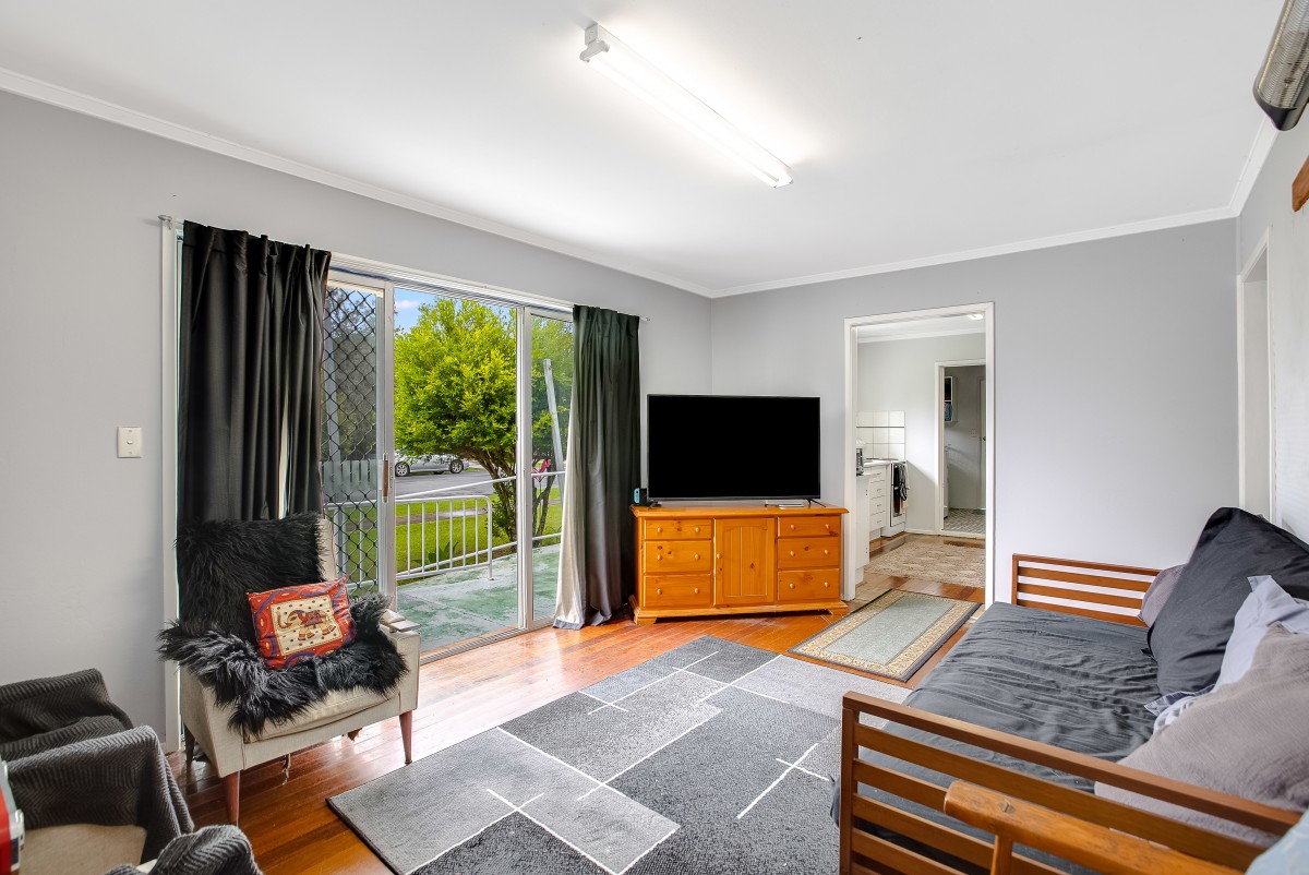 21 Sunshine Avenue, Tweed Heads South, Tweed Heads South - Thumbnail 6
