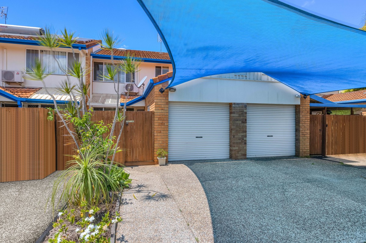 3/15 Cupania Place, Elanora, Elanora - Thumbnail 2