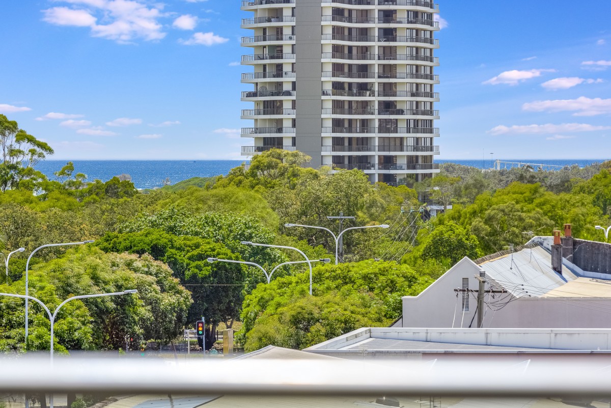 2042/9 Enid Street, Tweed Heads, Tweed Heads - Thumbnail 2