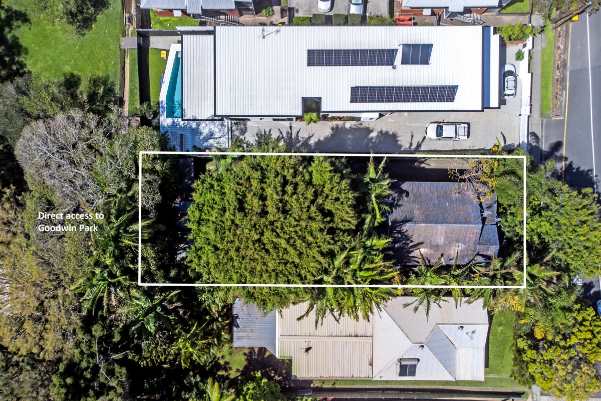 60 DUTTON STREET, Coolangatta, Coolangatta - Thumbnail 4